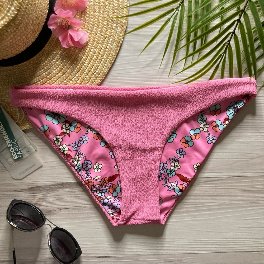 Maaji •• Pink Reversible Floral Summer Cheeky Bikini Bottoms